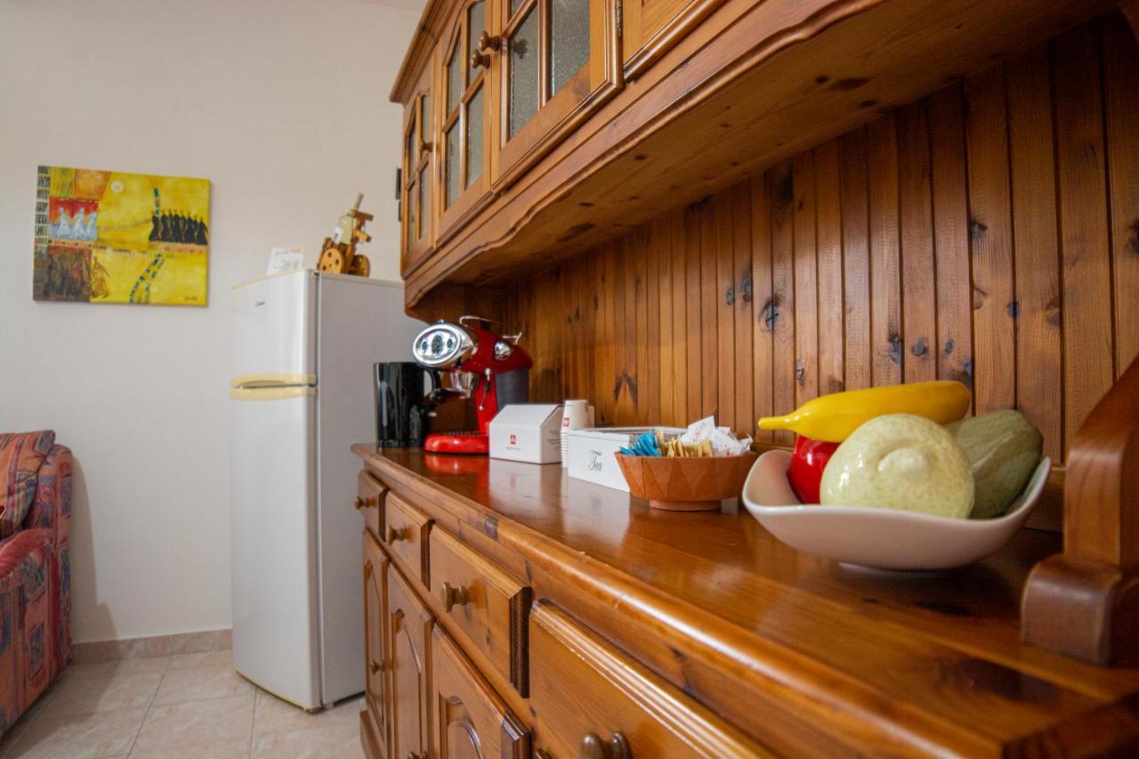 B&B Del Porto Bosa Marina Kültér fotó